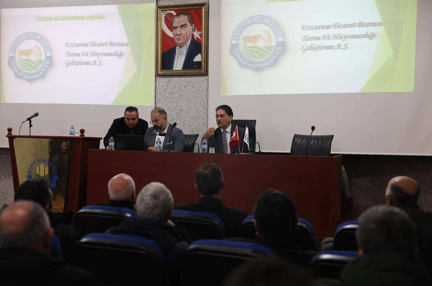 Başkan Oral, Soğuk Zincir Süt Projesi İçin Yetkililerle Görüştü